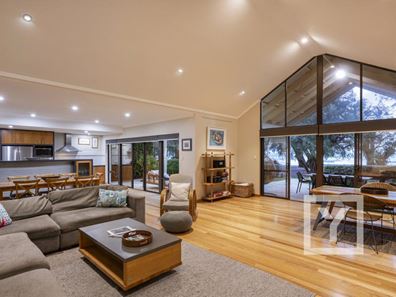 13/83 Gifford Road, Dunsborough WA 6281