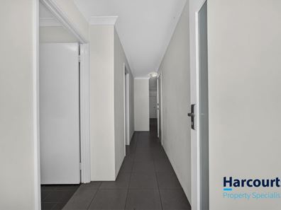 3/6 Chipping Crescent, Butler WA 6036