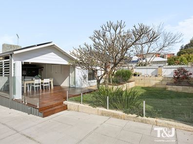 252 Woodside Street, Doubleview WA 6018