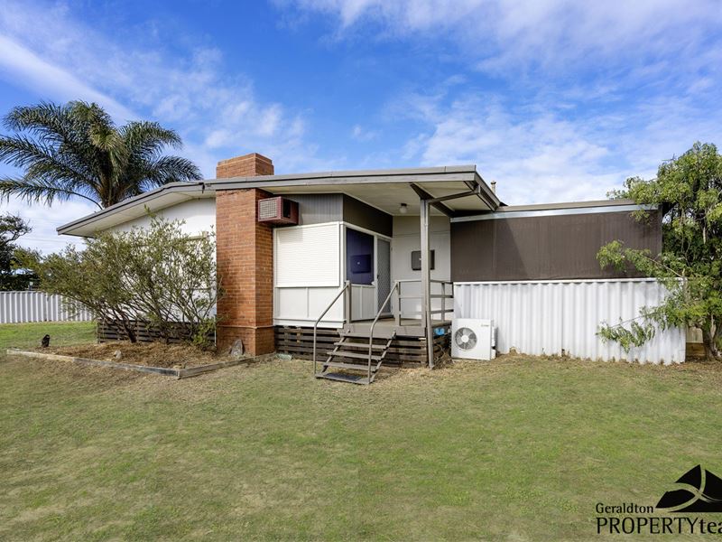 14 Eastward Road, Rangeway