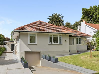 8 Woodlands Street, Menora WA 6050