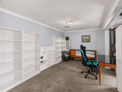 14 Crampton Avenue, Usher WA 6230