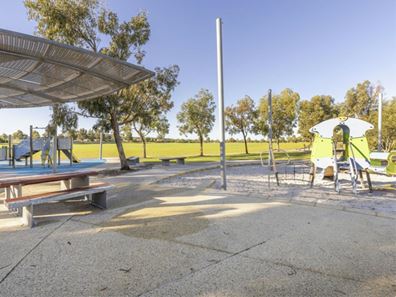 8 Forestay Turn, Alkimos WA 6038