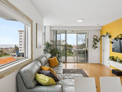 57/35 Hastings Street, Scarborough WA 6019