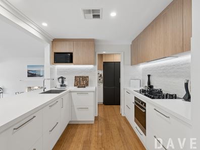 27 Foston Drive, Duncraig WA 6023