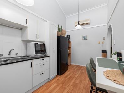 8/80 Peninsula Road, Maylands WA 6051