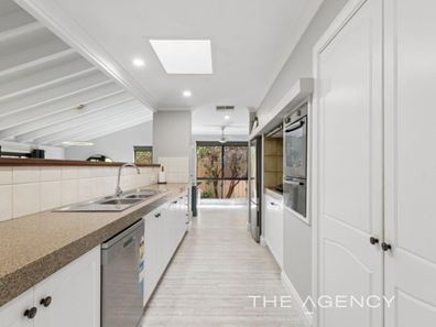 16 Moffat Place, Warwick WA 6024