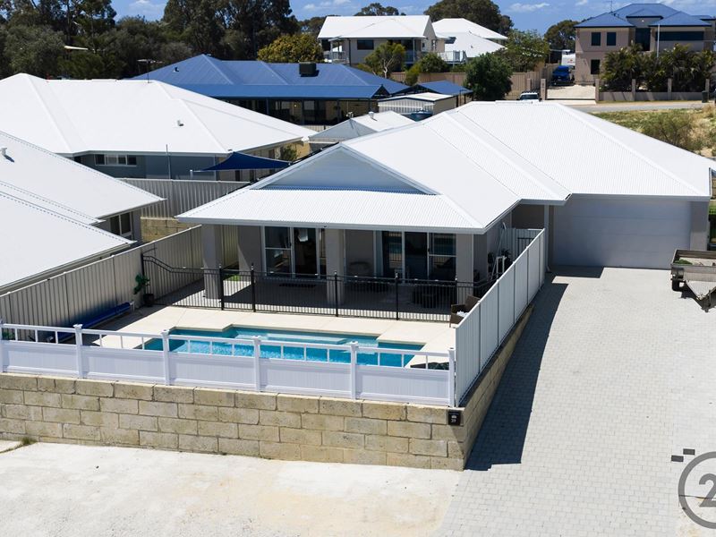 39 Mundaring Crescent, Dawesville WA 6211