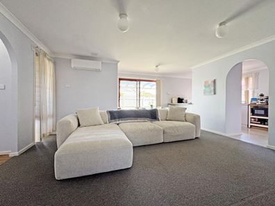 13 Springfield Street, West Beach WA 6450