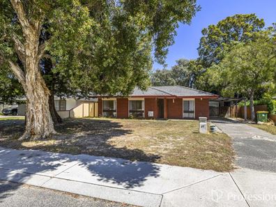 37 Parkfield Road, Kelmscott WA 6111