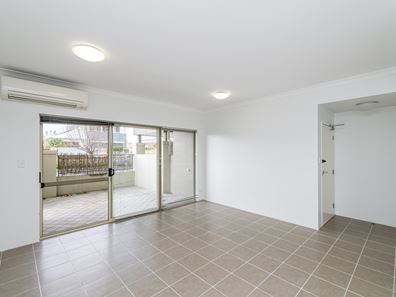 5/2 Villa Pass, Ellenbrook WA 6069