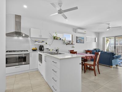 14B Bohemia Street, Spearwood WA 6163