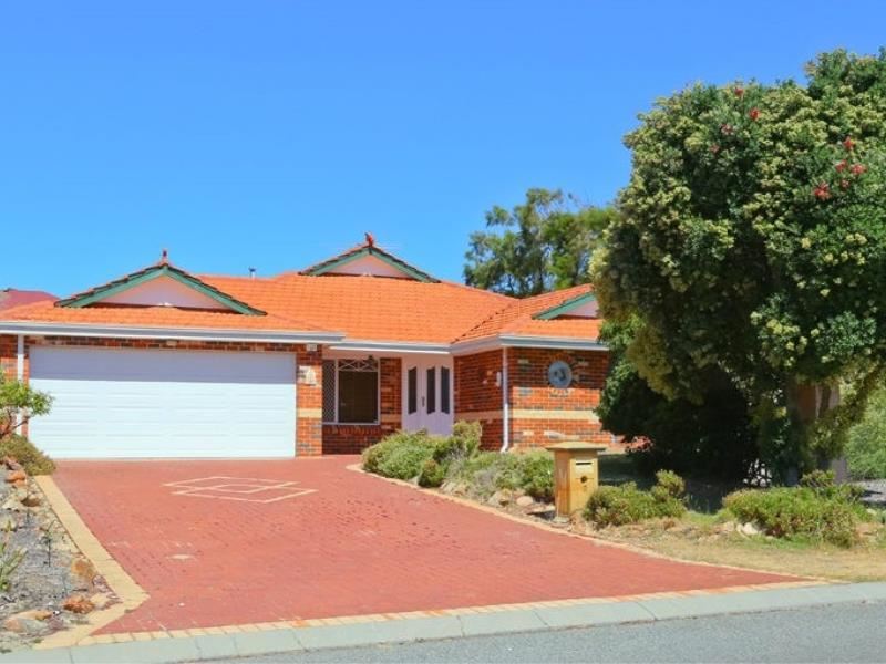 2 Delgado Parade, Iluka WA 6028