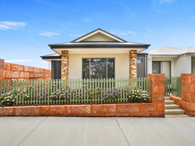 15 Aurora Lane, Henley Brook WA 6055