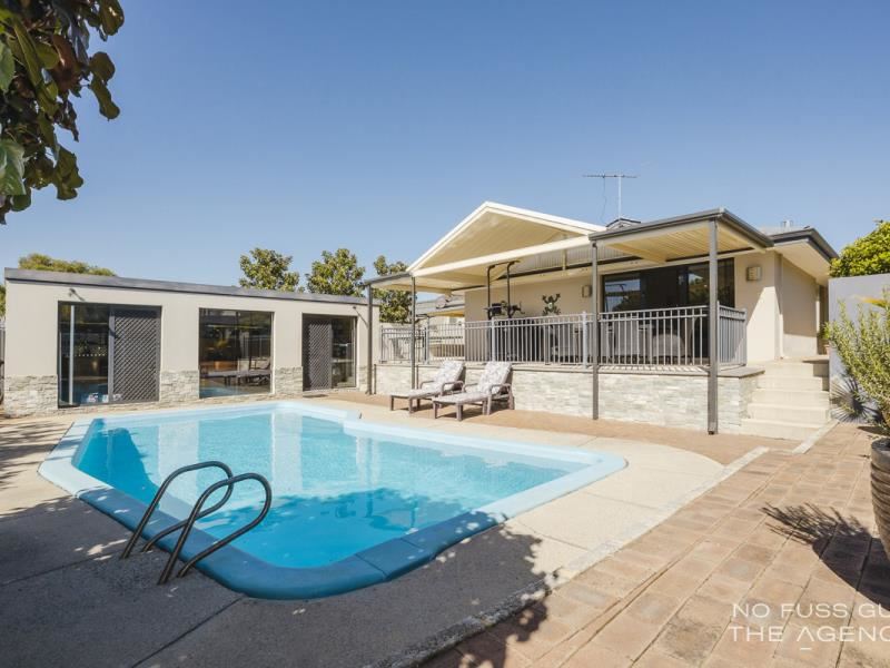 32 Carr Crescent, Warwick WA 6024