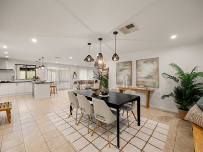 8 Enfield Turn, Carramar WA 6031