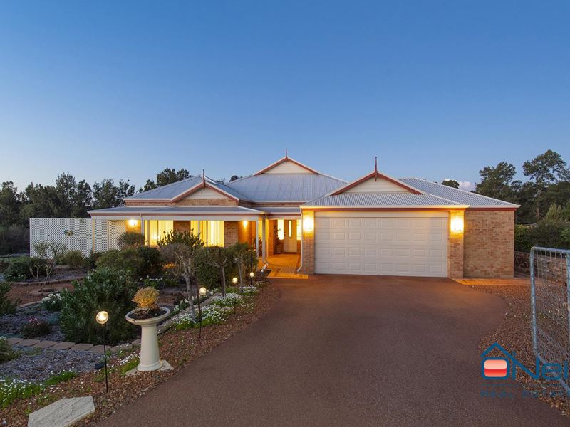 81 Ridgehill Rise, Roleystone WA 6111