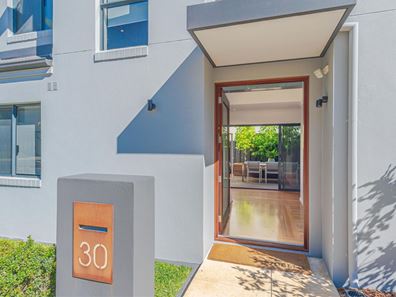 30 Pensioner Guard Road, North Fremantle WA 6159