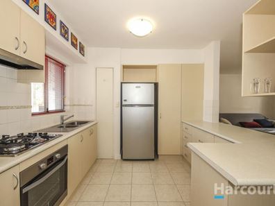 11/24 Theseus Way, Coolbellup WA 6163