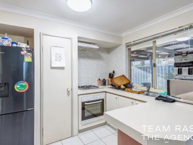 9 Yerilla Glen, Ballajura WA 6066