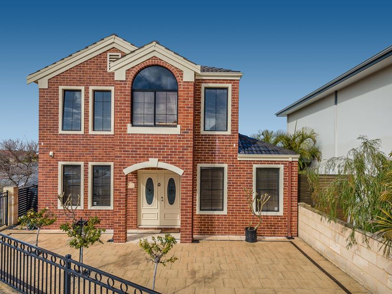 1 O'Mara Boulevard, Iluka