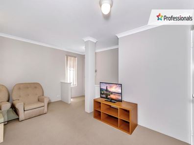 4/9 Gochean Avenue, Bentley WA 6102