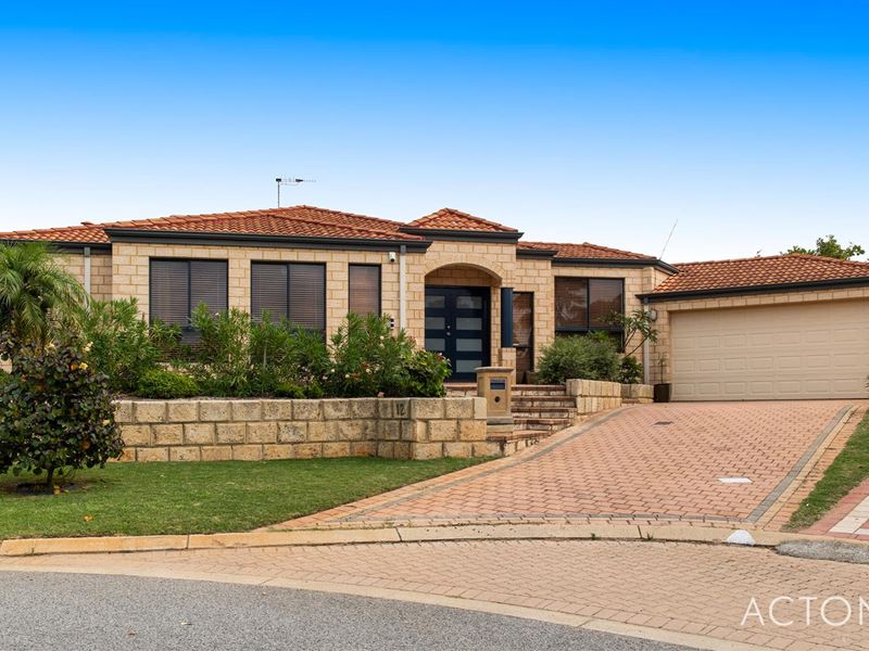 12 Peron Place, San Remo WA 6210