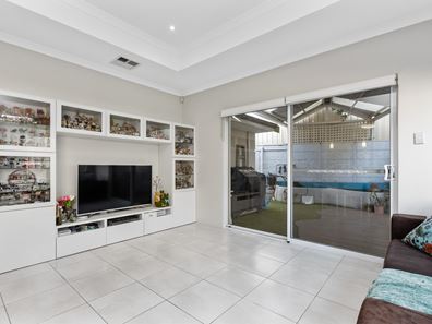 3C Angler Court, Wilson WA 6107