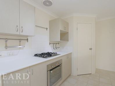 90 Amherst Road, Canning Vale WA 6155