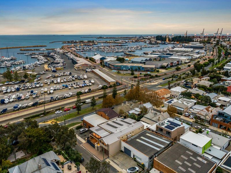 4 King William Street, South Fremantle WA 6162