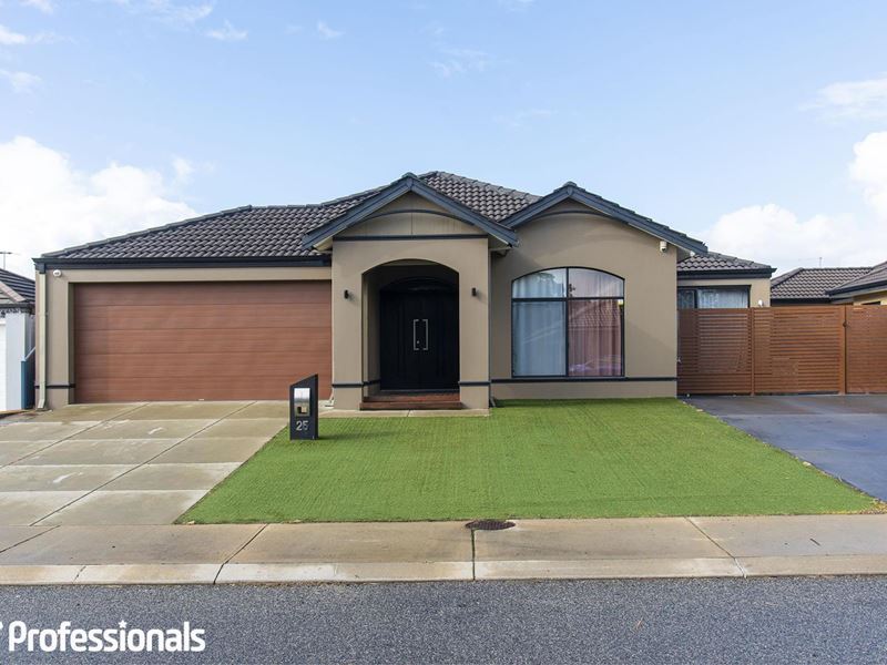 25 Gingerale Circle, Byford