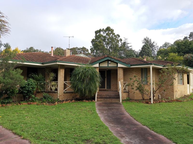57 Hawkstone Road, Roleystone
