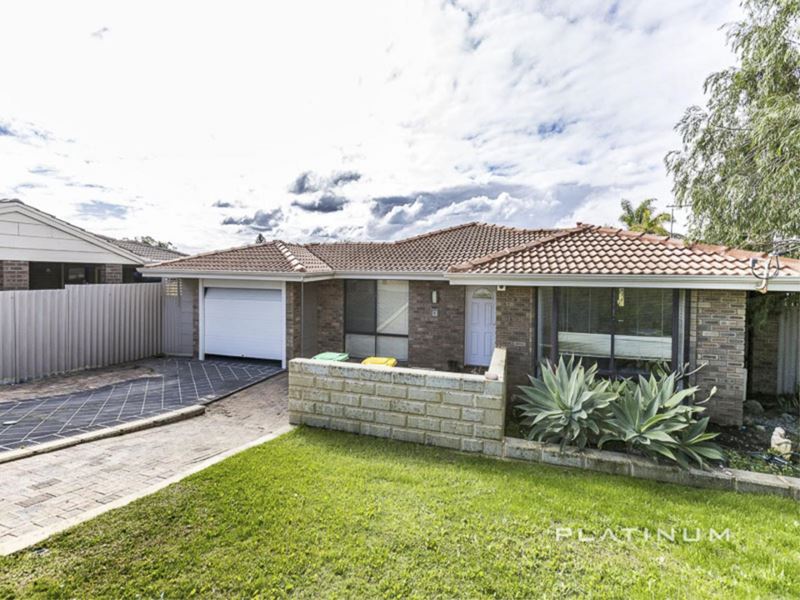 9 Staff Court, Beldon WA 6027