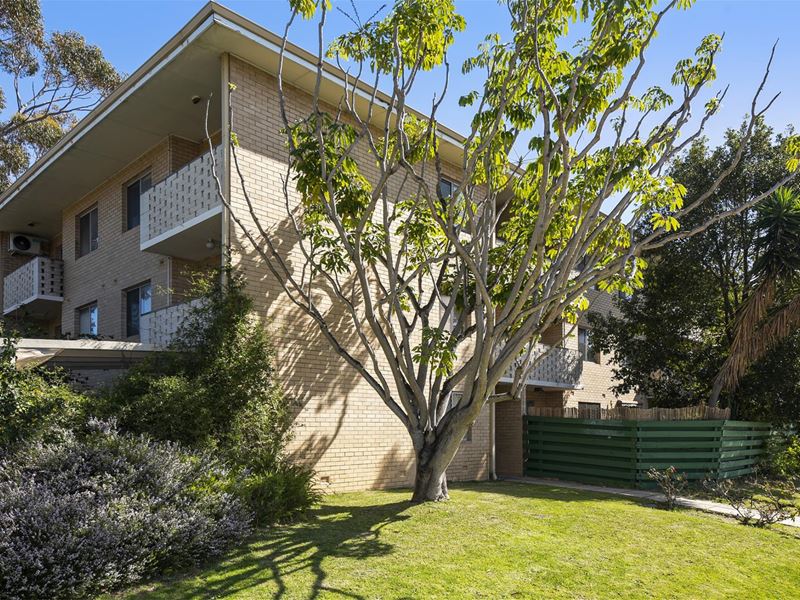 12/11 STIRLING ROAD, Claremont