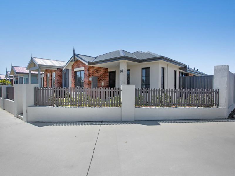 18 Trethowan Promenade, Alkimos WA 6038