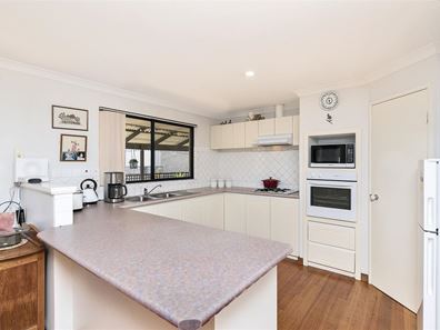 39A La Fayette Boulevard, Bibra Lake WA 6163