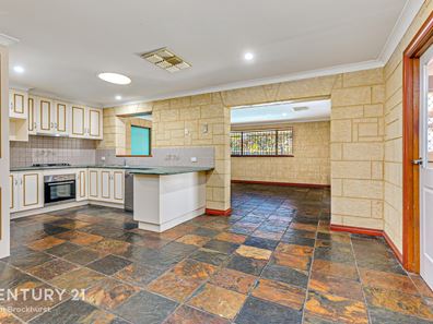 95 Hume Road, Thornlie WA 6108