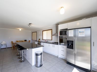 7 George Street, Lancelin WA 6044