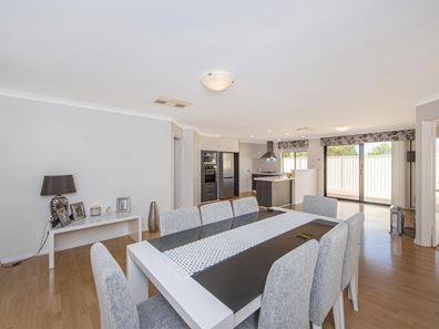 70 Huxtable Terrace, Baldivis WA 6171