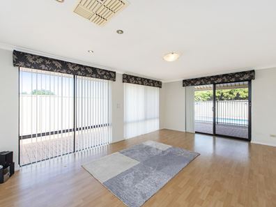 70 Huxtable Terrace, Baldivis WA 6171