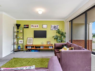 24 Althorpe Crescent, Port Kennedy WA 6172