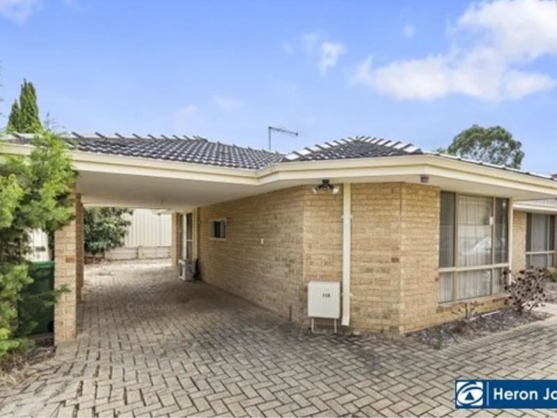 24B Burdett Retreat, Murdoch