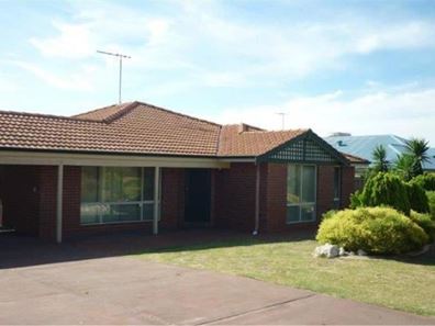 48 Portmarnock Circle, Halls Head WA 6210