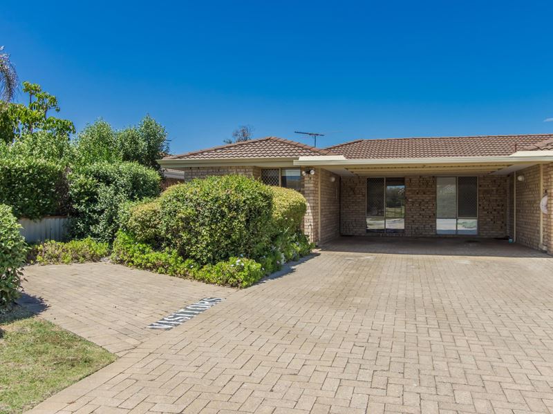 4/9 Merope Close, Rockingham