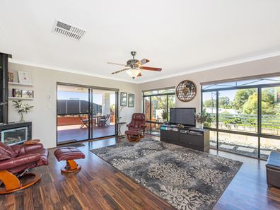 32 Mennock Approach, Baldivis WA 6171