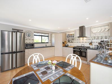 32 Mennock Approach, Baldivis WA 6171