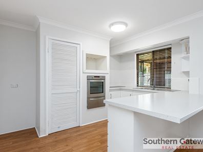 26 Dancy Way, Seville Grove WA 6112