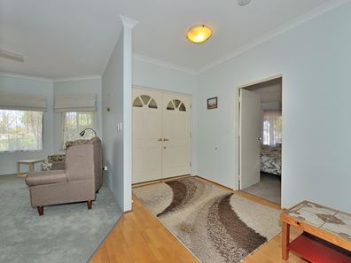 1 Pinaster Boulevard, Canning Vale WA 6155