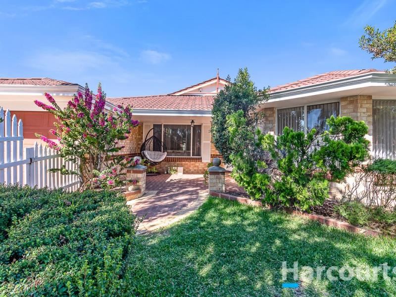 12 Cranston Loop, Kinross