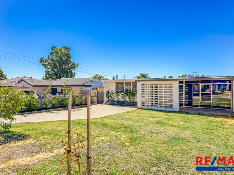 30 Montrose Street, Lynwood